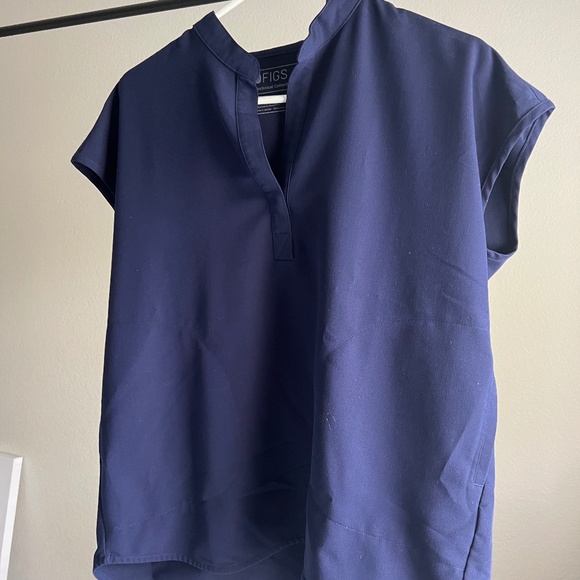 Small Rafaela Scrub Top - Picture 1 of 2